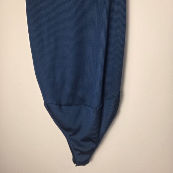 Zara Ribbed Sleeveless Bodysuit - Picture 10 of 13